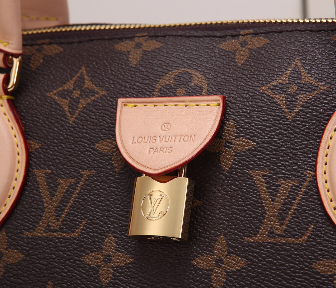 Replica Louis Vuitton Aaa- Rivoli Mm Handbag