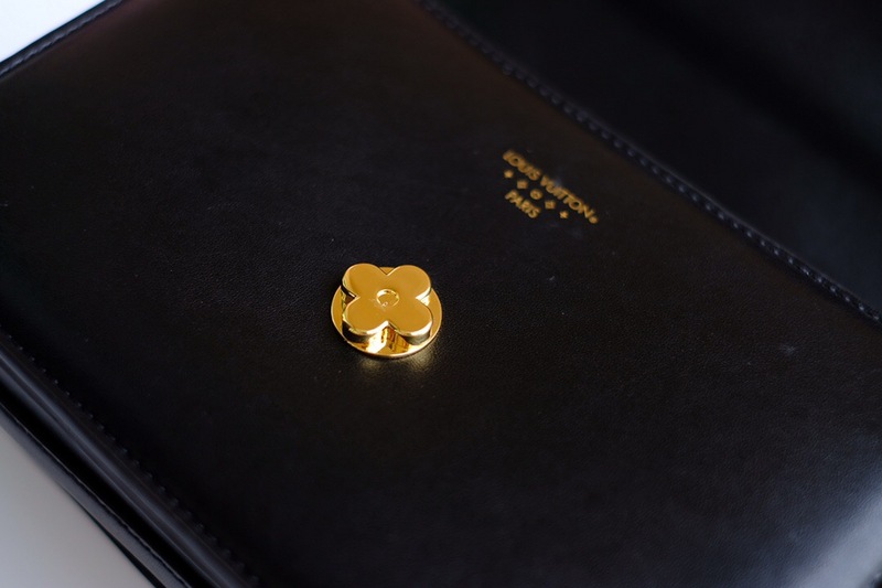 Replica Louis Vuitton Pont 9 M55948 Blk