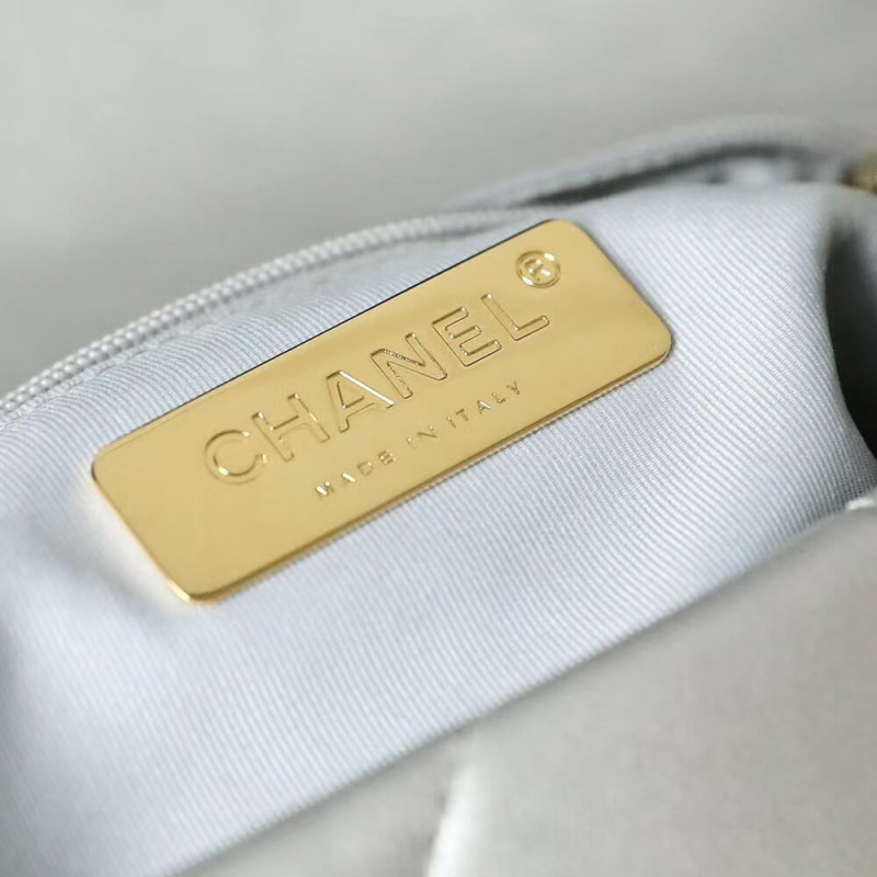 Replica Chanel 19 Flap Bag As1160 Silver