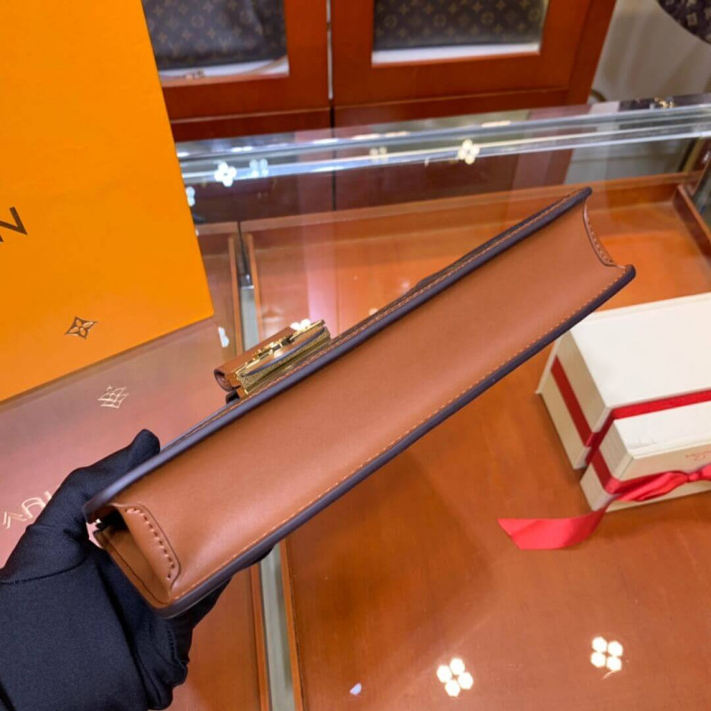 Replica Louis Vuitton Pochette Dauphine M69184