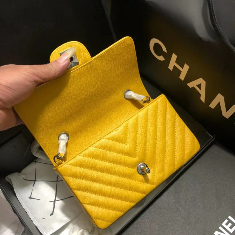 Replica Chanel Chevron Caviar Leathe 20Cm Classic Flap Bag 1116