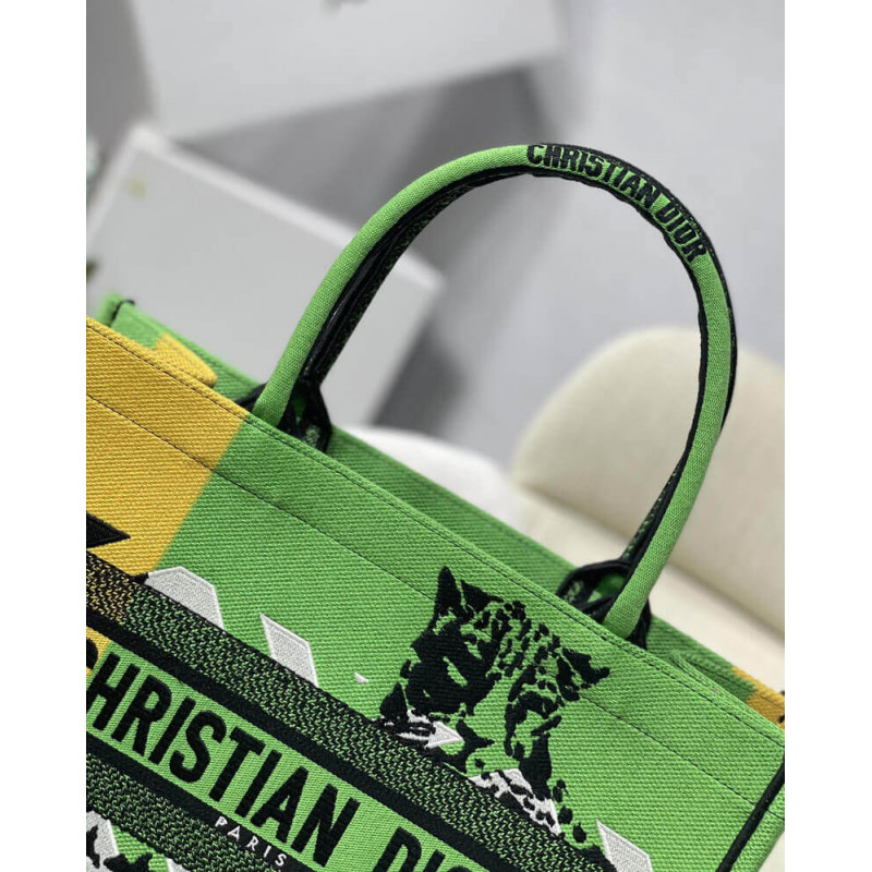 Replica Christian Dior Medium Book Tote Bright Green And Orange D-Jungle Pop Embroidery M1296