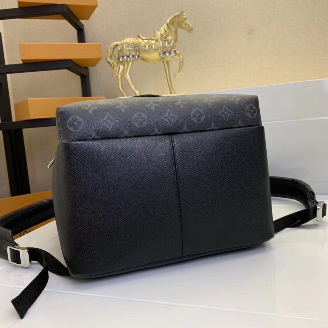 Replica Louis Vuitton Aaa-Discovery Backpack M30232 M30228