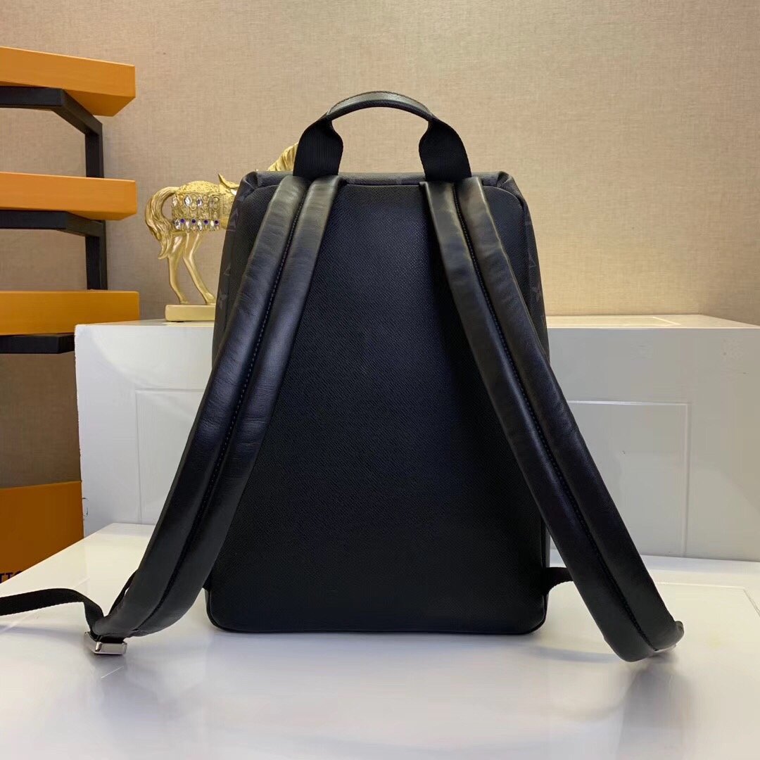 Replica Louis Vuitton Aaa-Discovery Backpack M30232 M30228