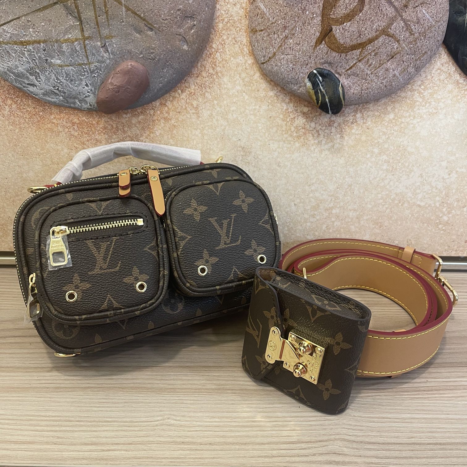 Replica Louis Vuitton Sporty Utility Crossbody Bag- Leather Strap