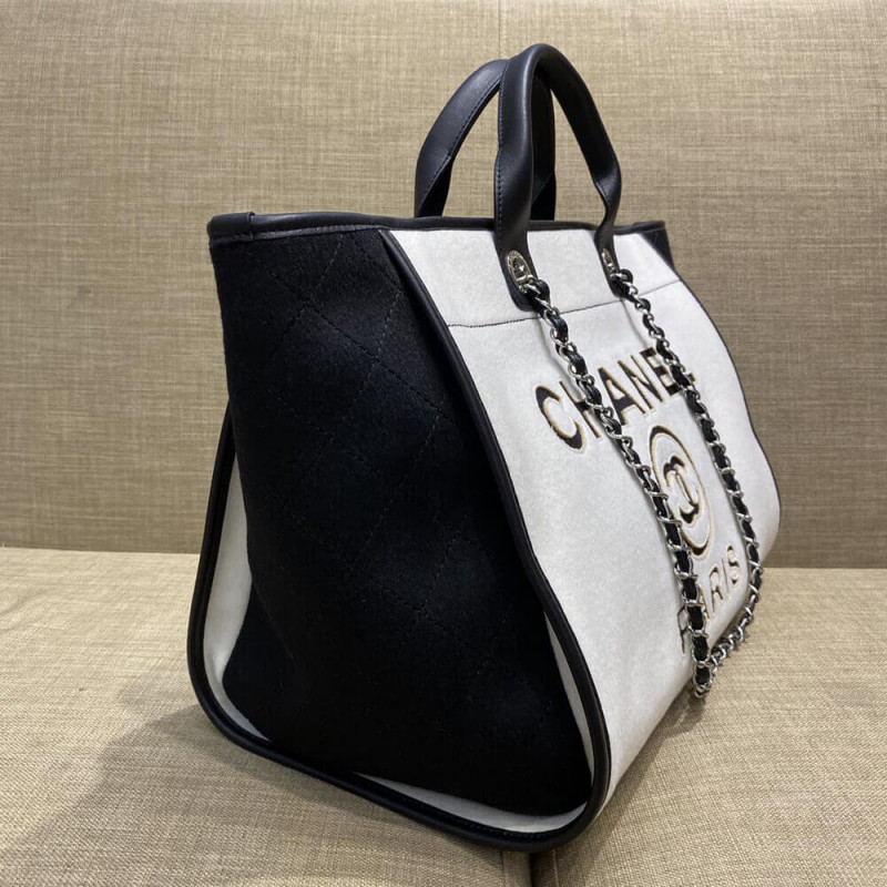 Replica Chanel Wool Felt Deauville Shopping Bag A60598 White/Black