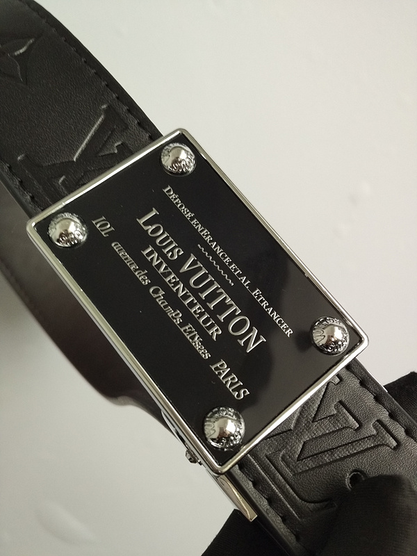 Replica Louis Vuitton Belt L126-75 38Mm Black