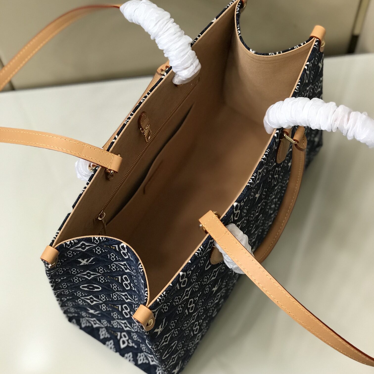 Replica Louis Vuitton Since 1854 Onthego Gm Tote