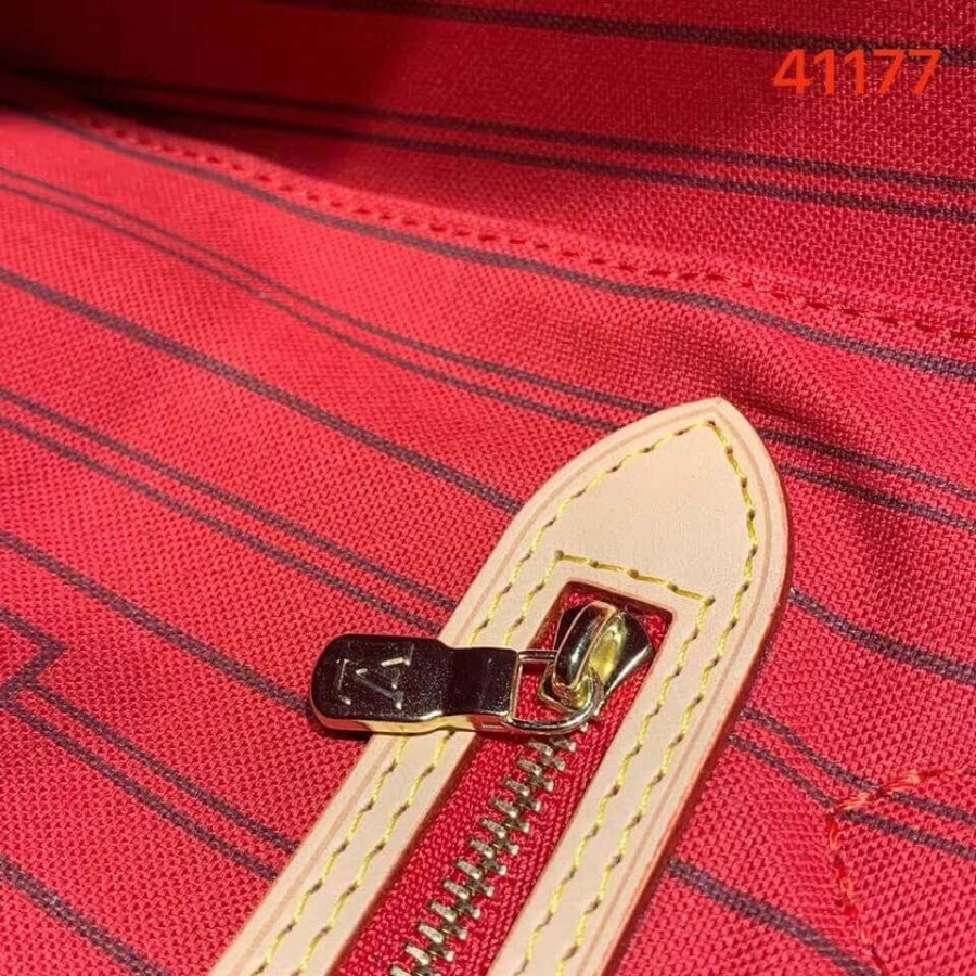 Replica Louis Vuitton Monogram Canvas Neverfull Mm M41177