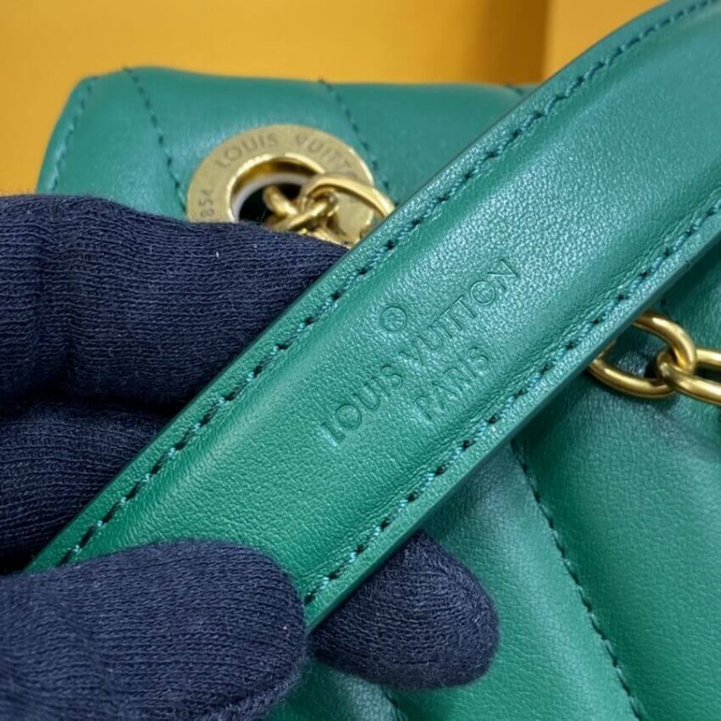 Replica Louis Vuitton New Wave Chain Bag M58664 Emerald Green