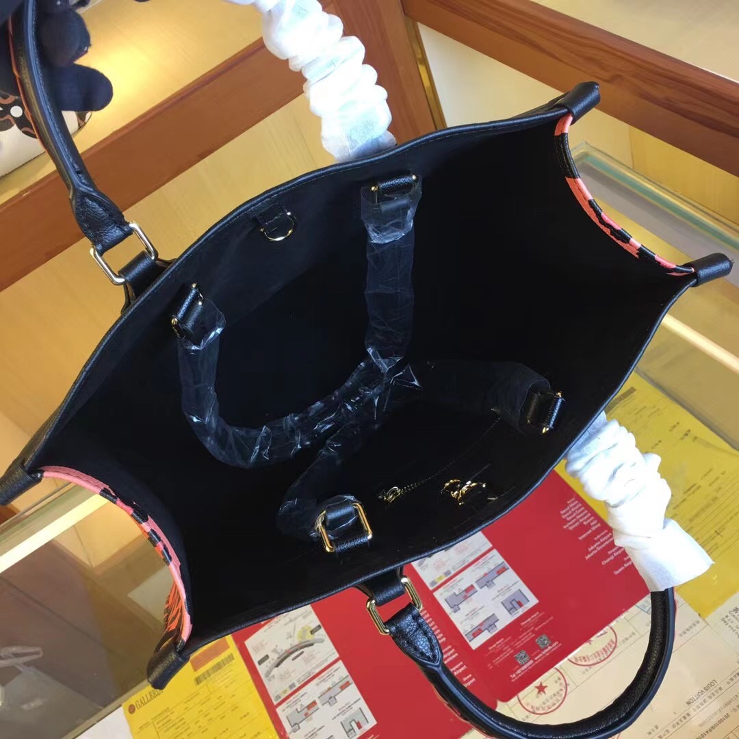 Replica Louis Vuitton Leopard-Print Sides Onthego Black/Brown