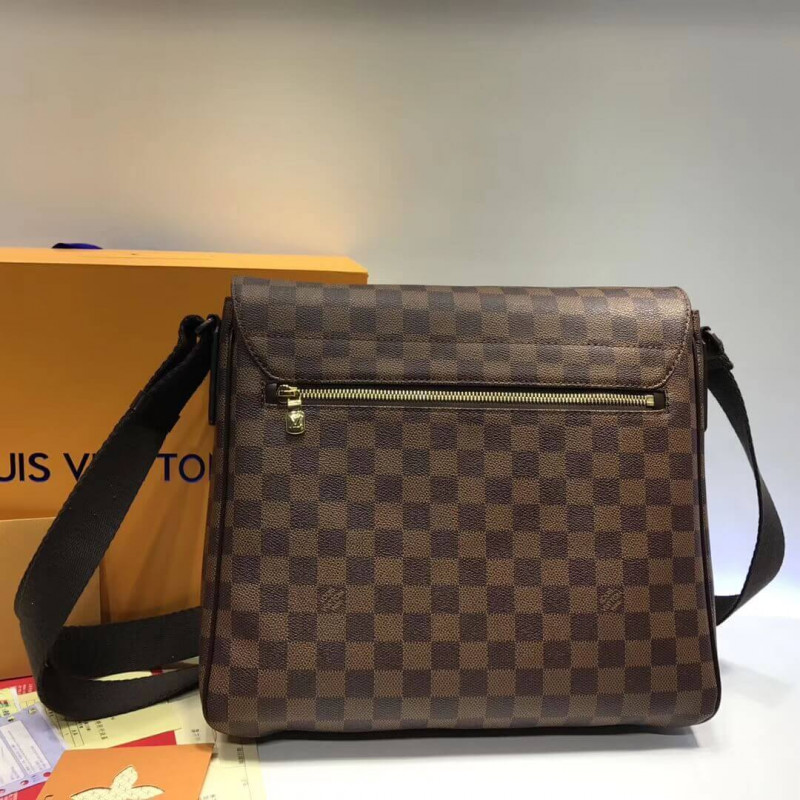 Replica Louis Vuitton Damier Ebene Canvas District Mm N41213