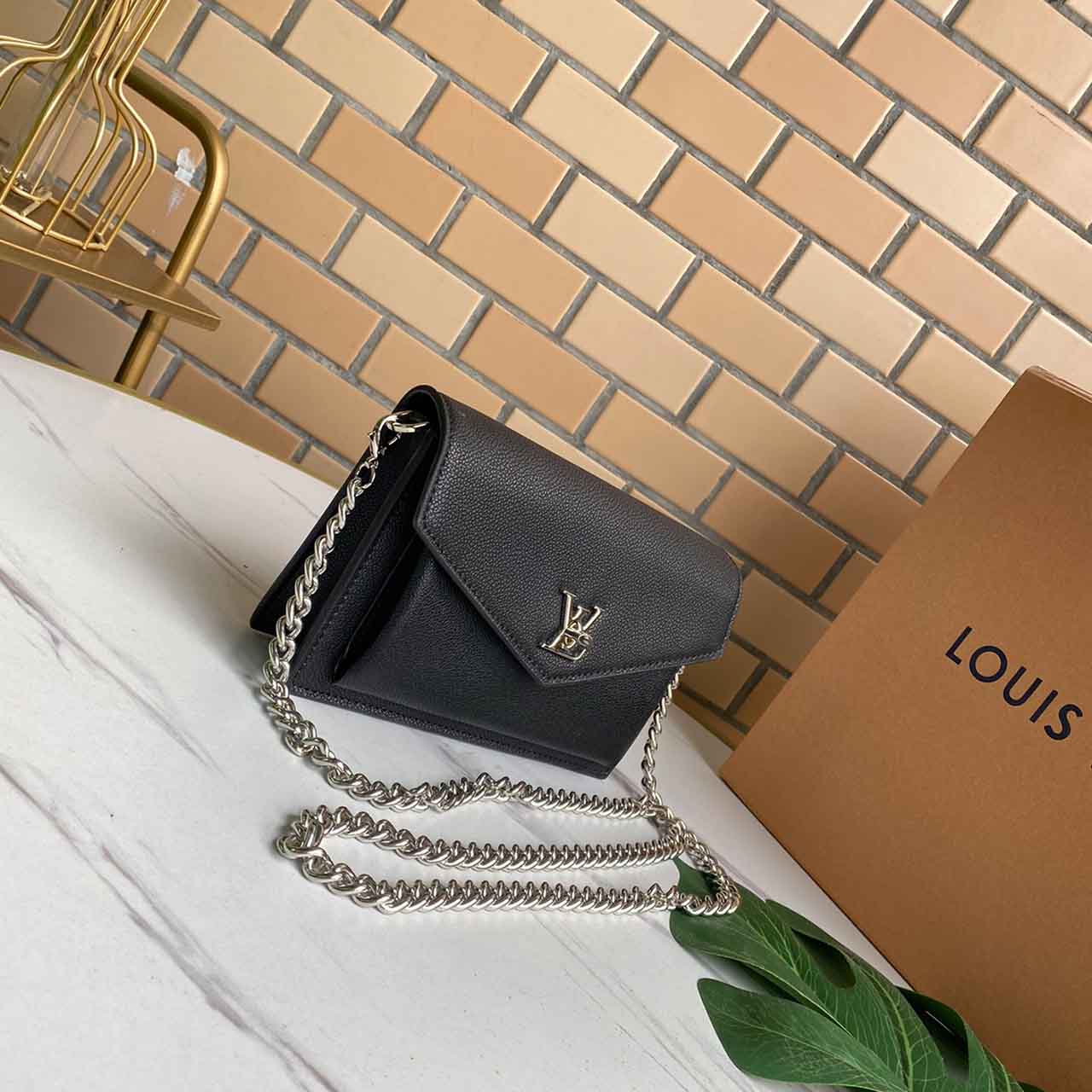 Replica Louis Vuitton Mylockme Chain Bag M55902 Black