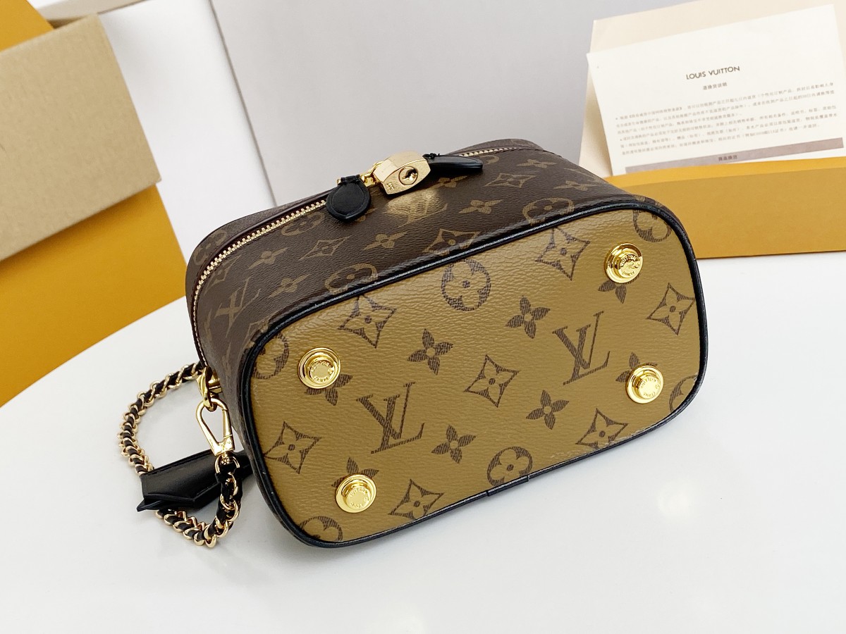 Replica Louis Vuitton Vanity Pm M45165