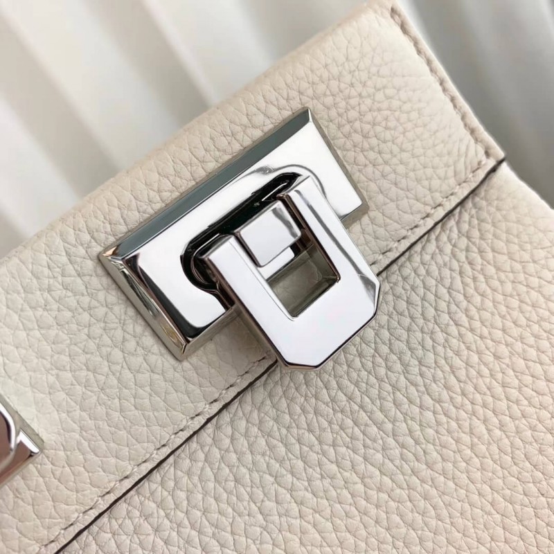 Replica Gucci Zumi Grainy Leather Medium Top Handle Bag 564714