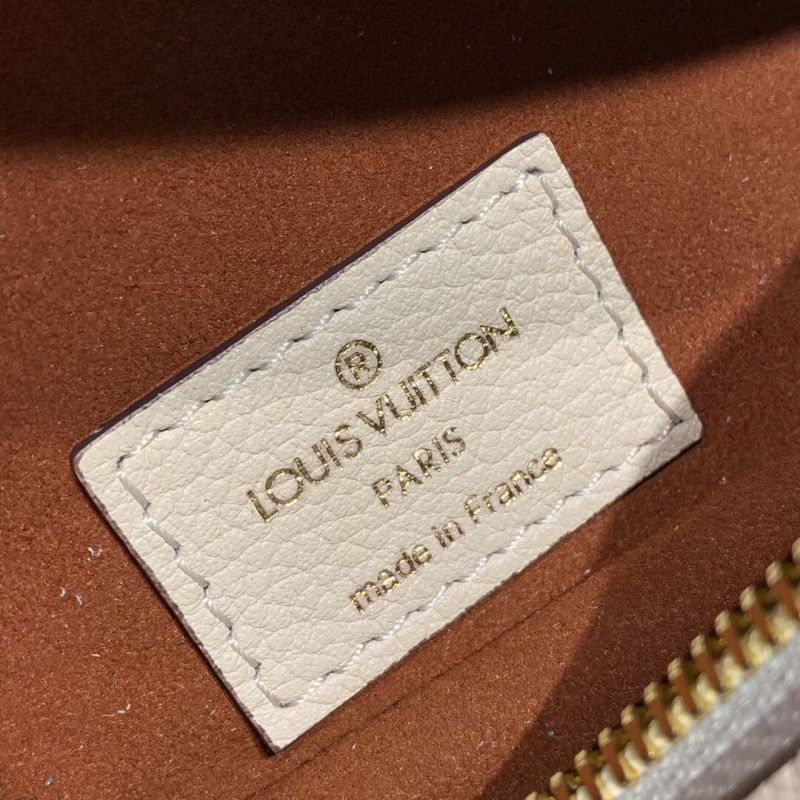 Replica Louis Vuitton Monogram Empreinte Bumbag M44836 M44812