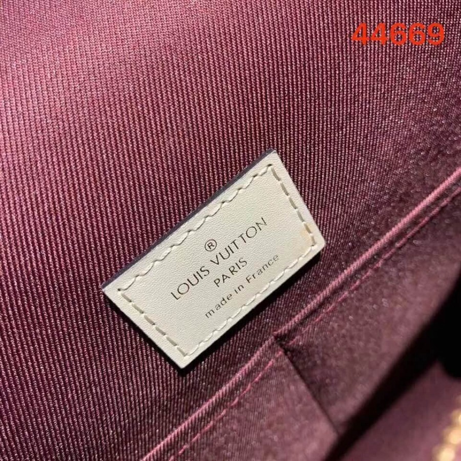 Replica Louis Vuitton Monogram Canvas Cluny Mm M44669