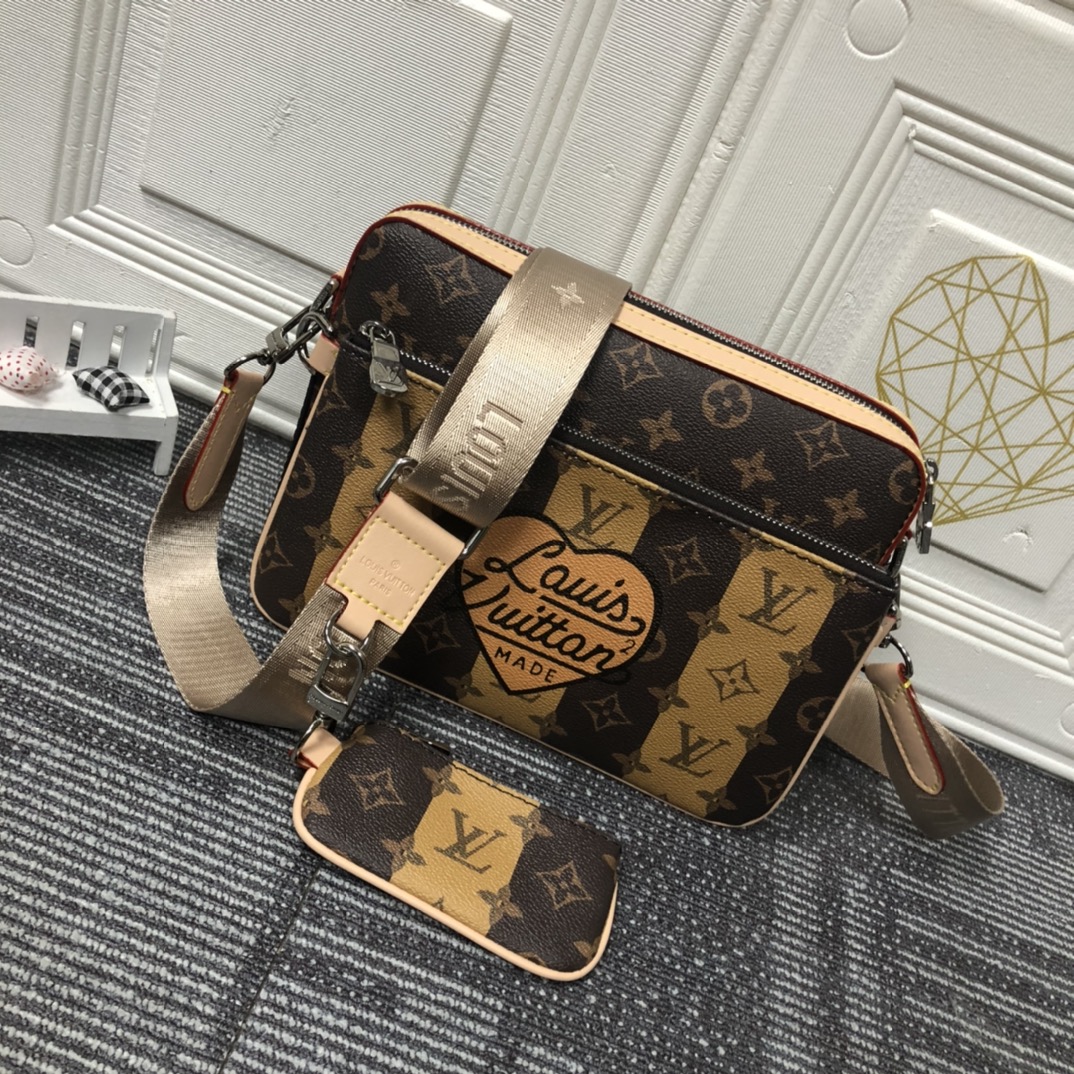 Replica Louis Vuitton 3In1 Pochette Trio Messenger M69443