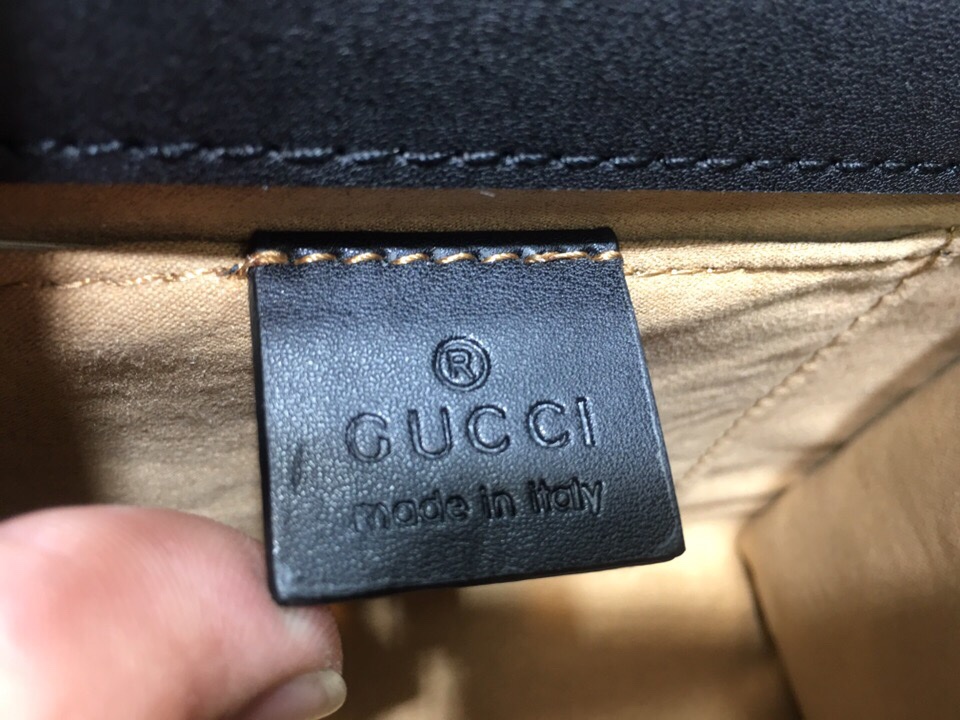 Replica Gucci Padlock Small Signature Shoulder Bag 409487