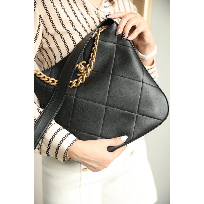 Replica Chanel Hobo Handbag Calfskin Black As2844
