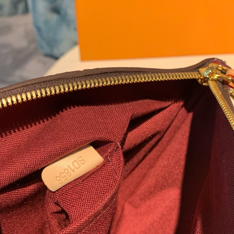 Replica Louis Vuitton Monogram Canvas Turenne Mm M48814