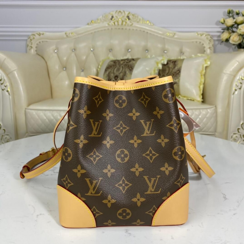 Replica Louis Vuitton Monogram Canvas Bucket Bag M45550