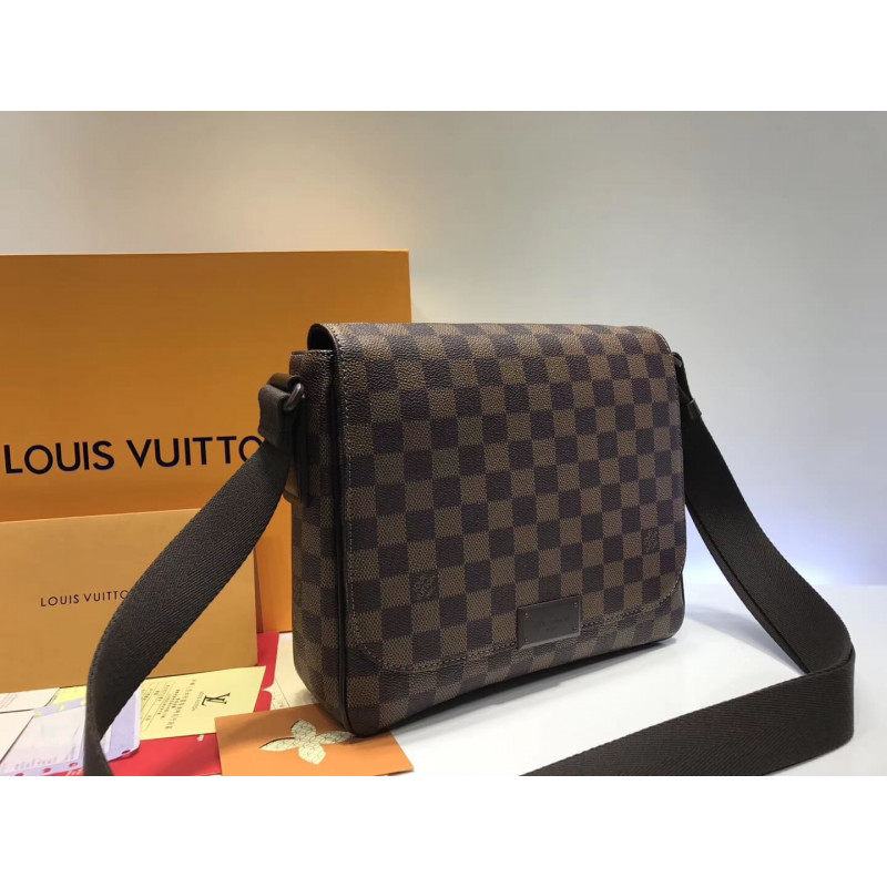 Replica Louis Vuitton Damier Ebene Canvas District Pm N41212