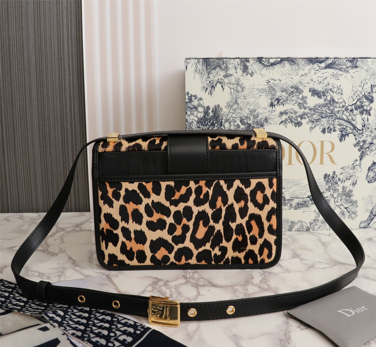 Replica Dior Aaa-Leopard 30 Montaigne Bag