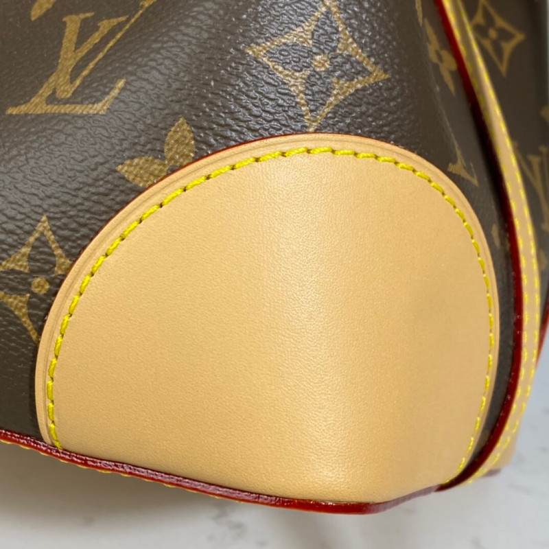 Replica Louis Vuitton Monogram Canvas Bucket Bag M45550