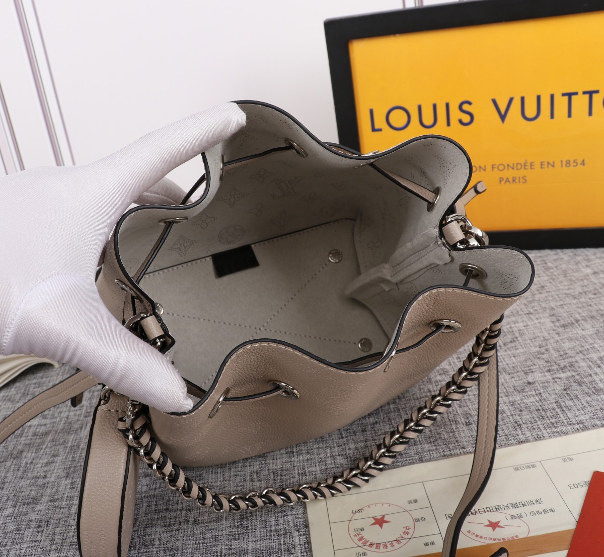 Replica Louis Vuitton Bella Bucket Bag Black/Pink/Grey