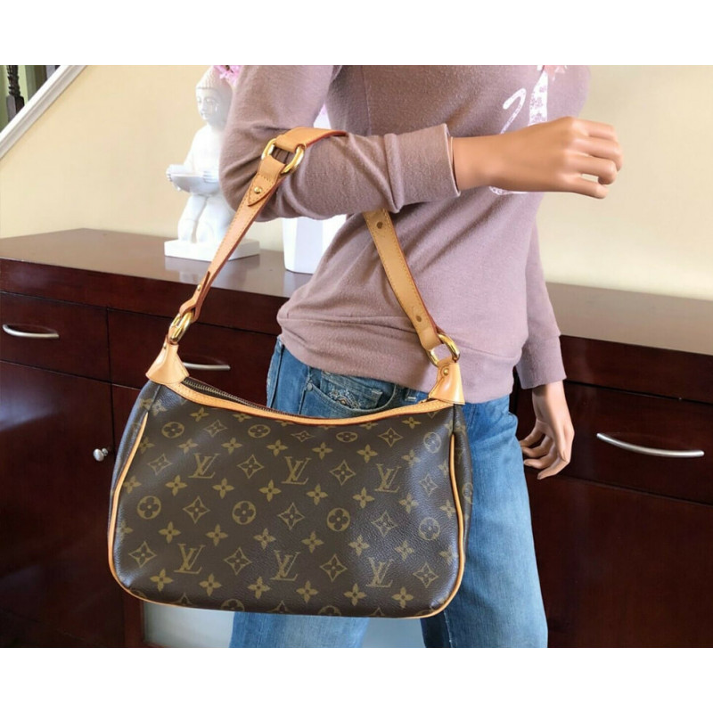 Replica Louis Vuitton Tikal Gm Shoulder Bag M40077