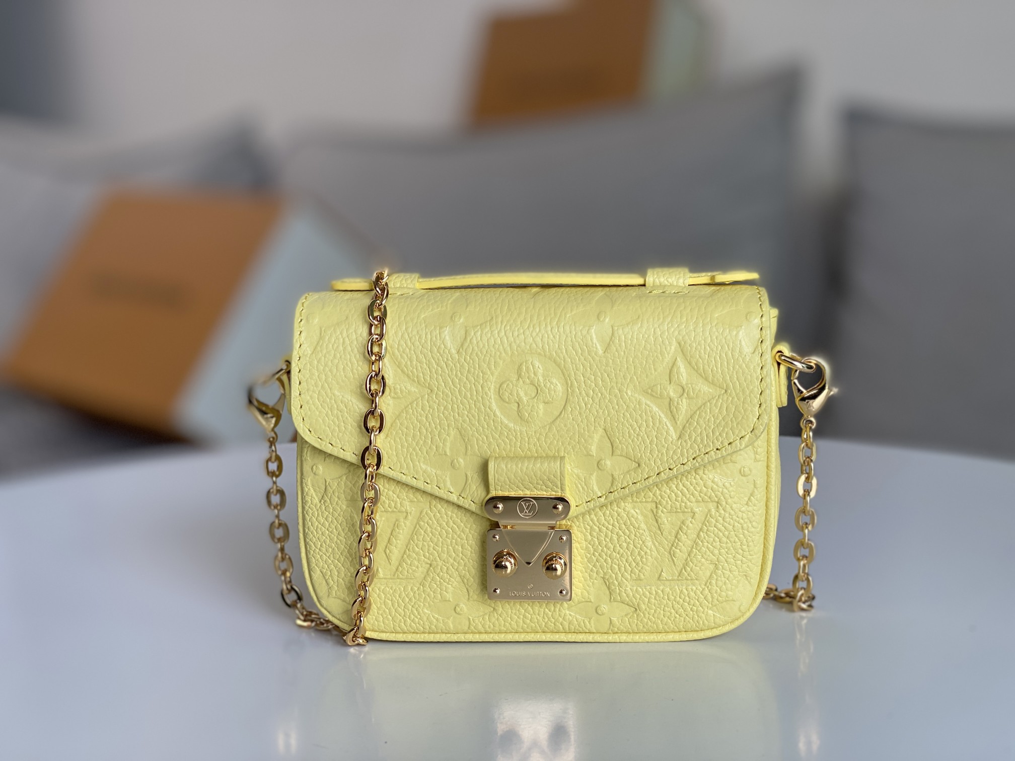 Replica Louis Vuitton Pochette Micro Metis Bag