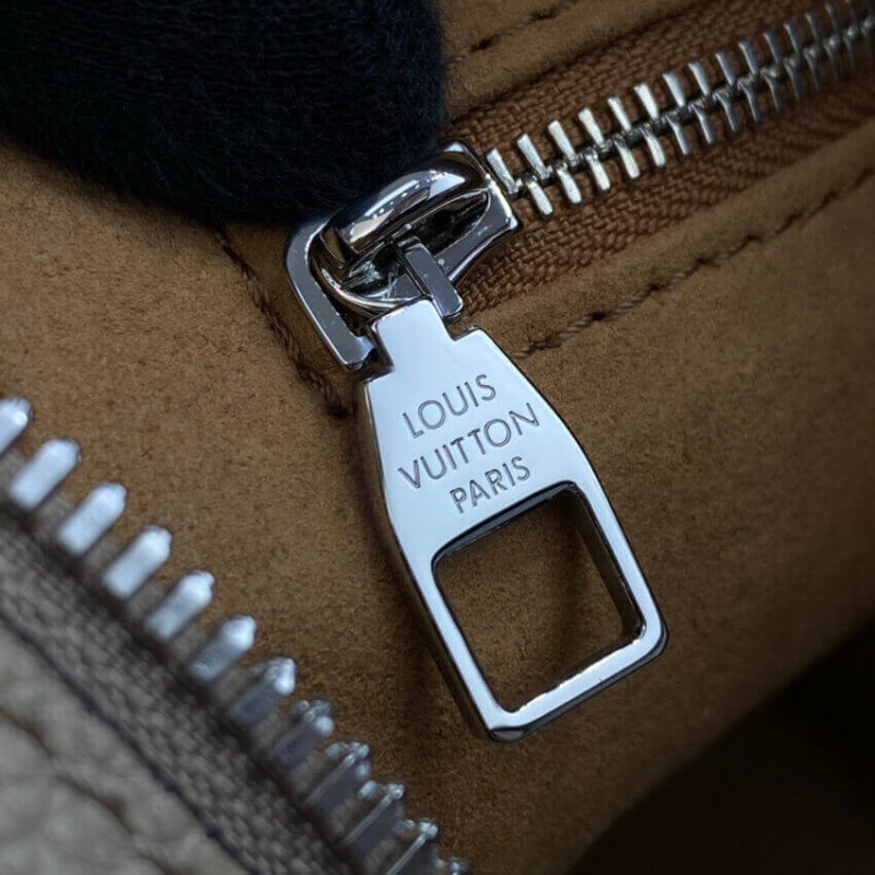 Replica Louis Vuitton Beaubourg Hobo Mm M56084