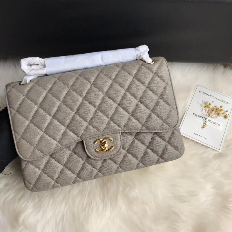 Replica Chanel Caviar Calfskin 30Cm Classic Flap Bag A01113