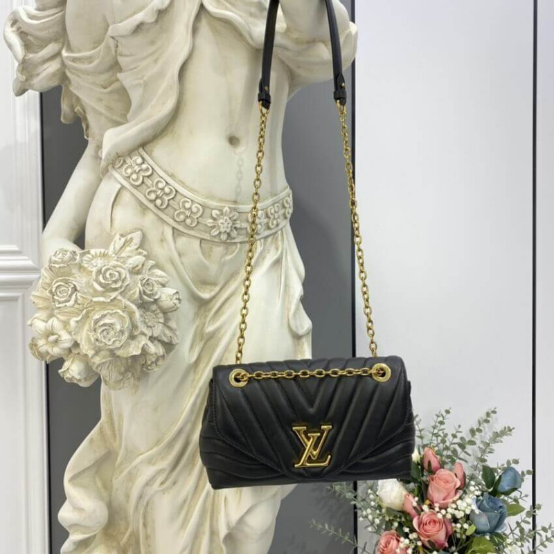 Replica Louis Vuitton New Wave Chain Bag M58552 Black