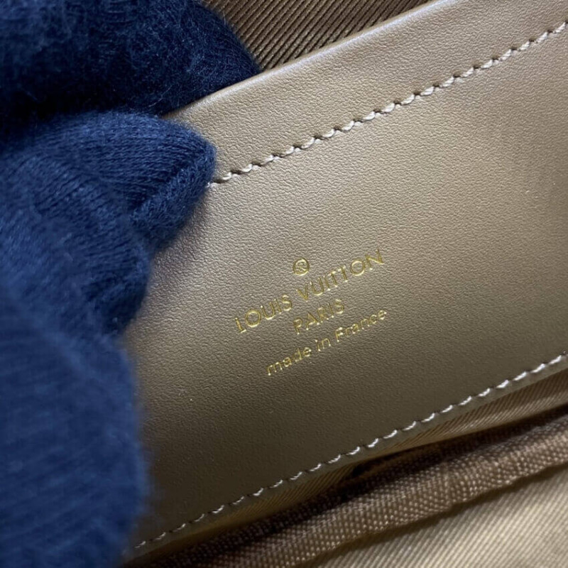 Replica Louis Vuitton Utility Crossbody M80446