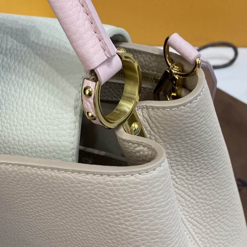 Replica Louis Vuitton Taurillon Leather Capucines Mm M57224