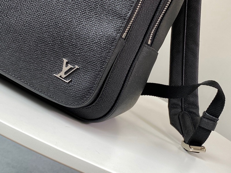 Replica Louis Vuitton Aaa-Alex Backpack M30258