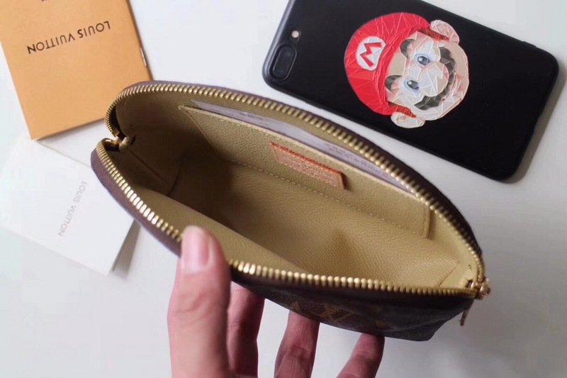 Replica Louis Vuitton Cosmetic Pouch M47515