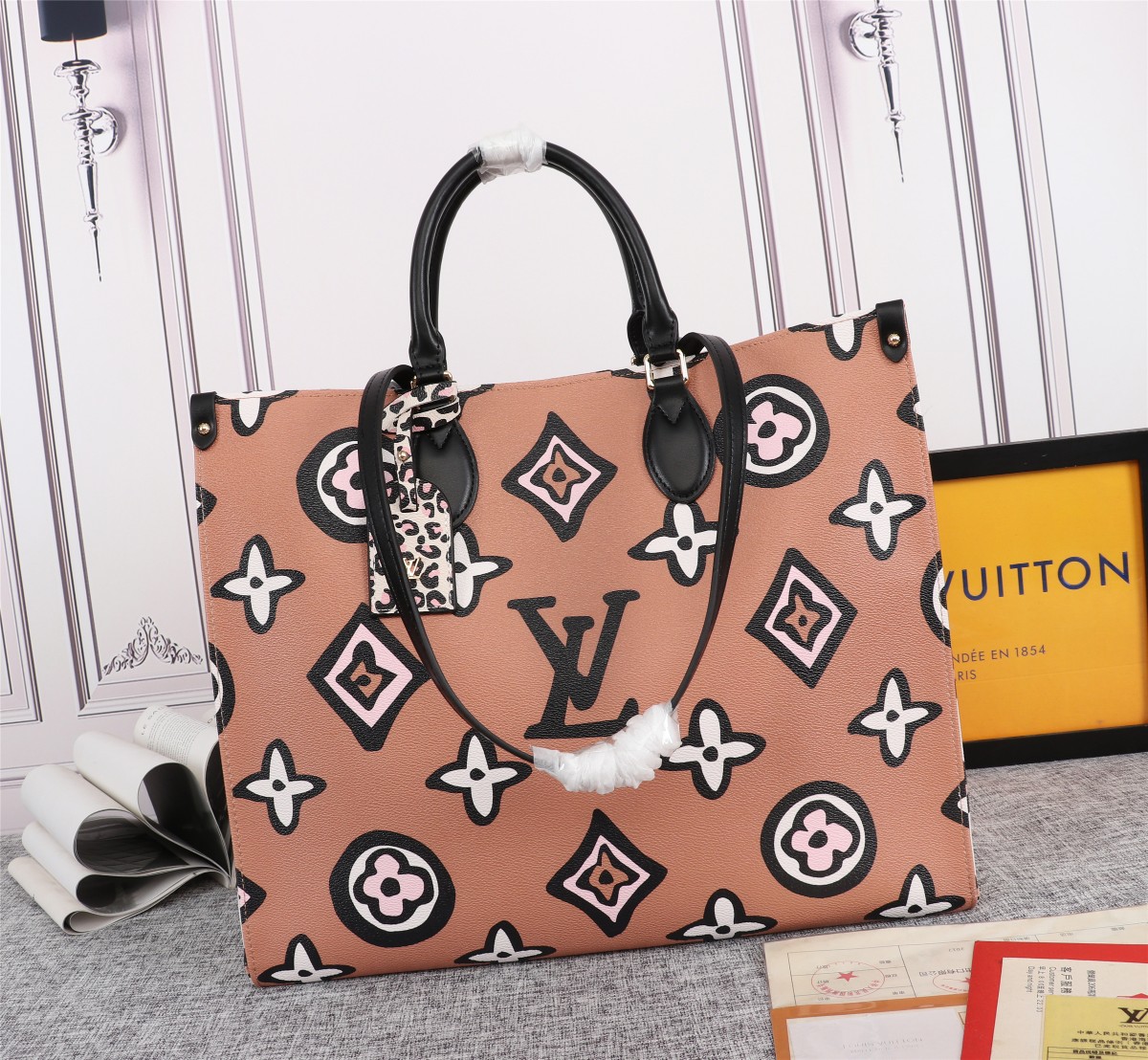 Replica Louis Vuitton Onthego Gm Carryall Black/Brown