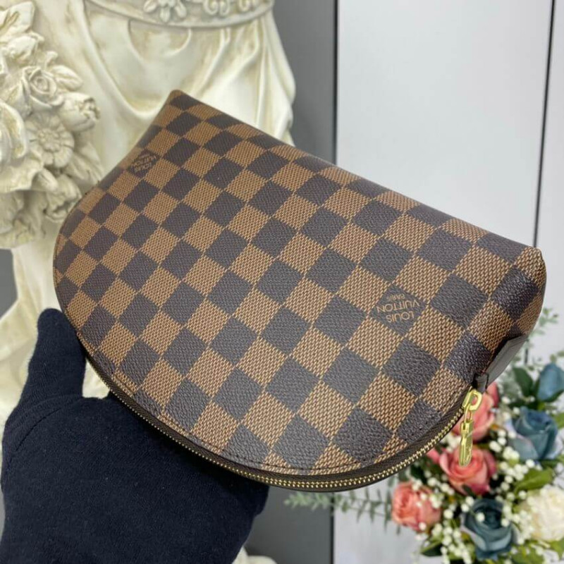 Replica Louis Vuitton Cosmetic Pouch Gm N23345
