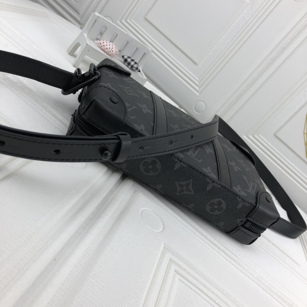 Replica Louis Vuitton Soft Trunk Wallet