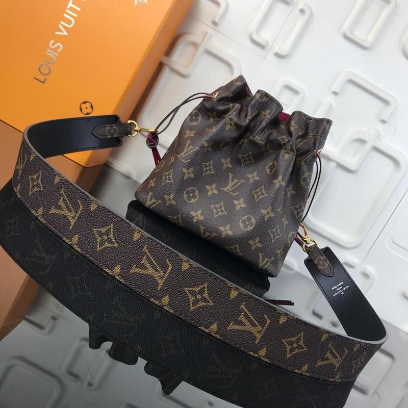Replica Louis Vuitton Aaa-Noe Pouch M43445