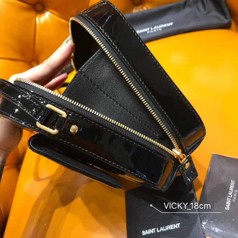 Replica Saint Laurent Monogram Vicky Patent Leather Camera Bag 555052