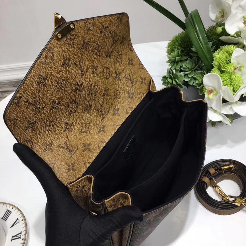 Replica Louis Vuitton Pochette Metis M44875