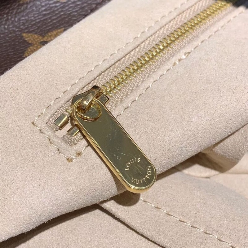 Replica Louis Vuitton Monogram Canvas Artsy Mm M44869