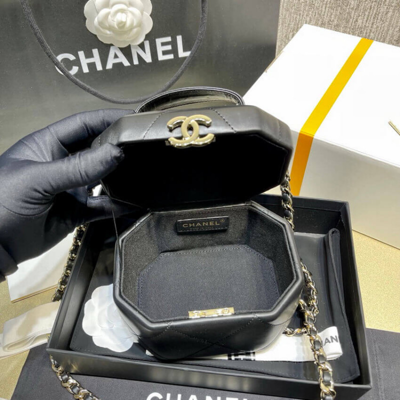 Replica Chanel Lambskin Small Vanity Case As2630 Black