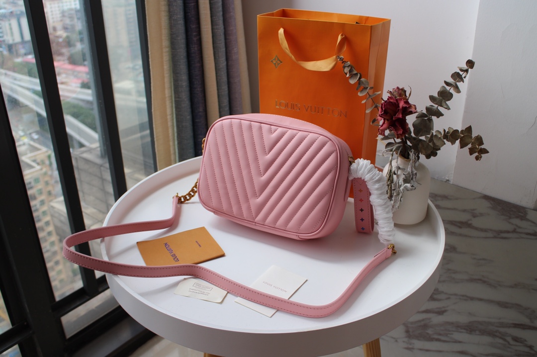 Replica Louis Vuitton New Wave Camera Bag M53683