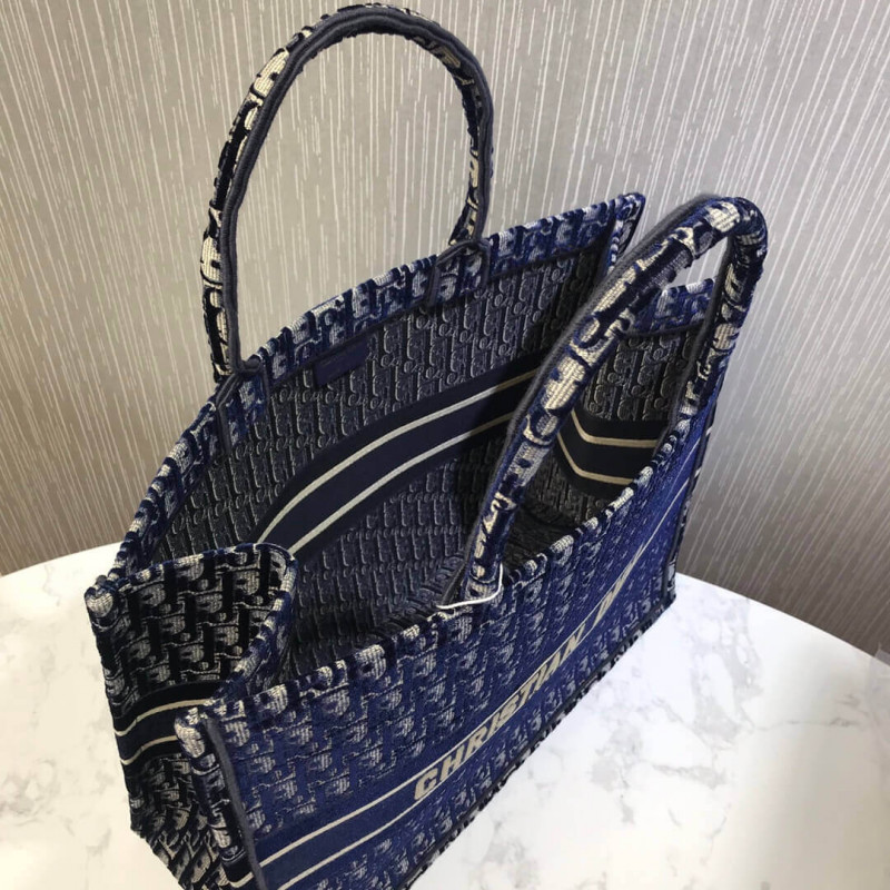 Replica Dior Oblique Embroidered Velvet Book Tote M1286Z