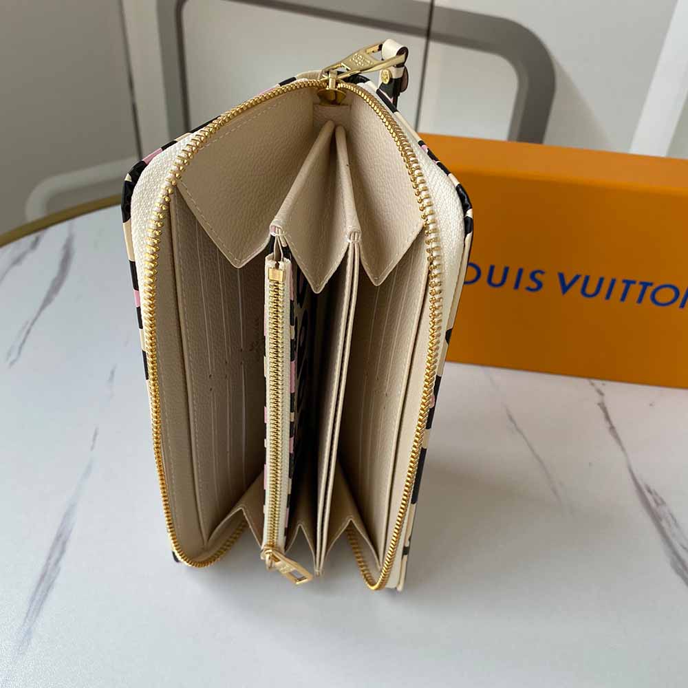 Replica Louis Vuitton Leopard Zippy Wallet M80685